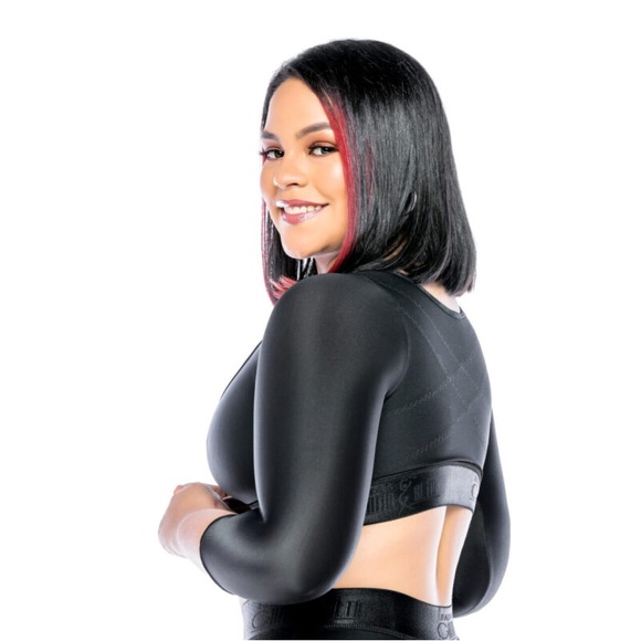 Post op Sleeves with Bra - Picture 2 of 2